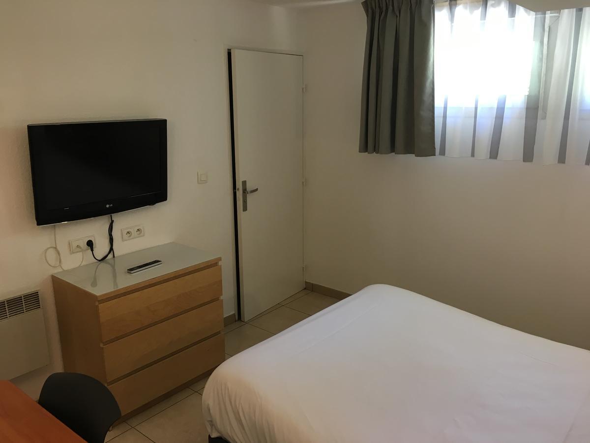 Montferrier-sur-Lez Hotel & Restaurant Heliotel מראה חיצוני תמונה